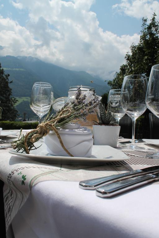 Hotel Schoenblick Naturns Exterior photo